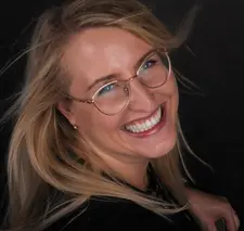 Odzyskaj Piękny Uśmiech z Natural Smile Journey™ w Luboniu 19 Anna Gujska