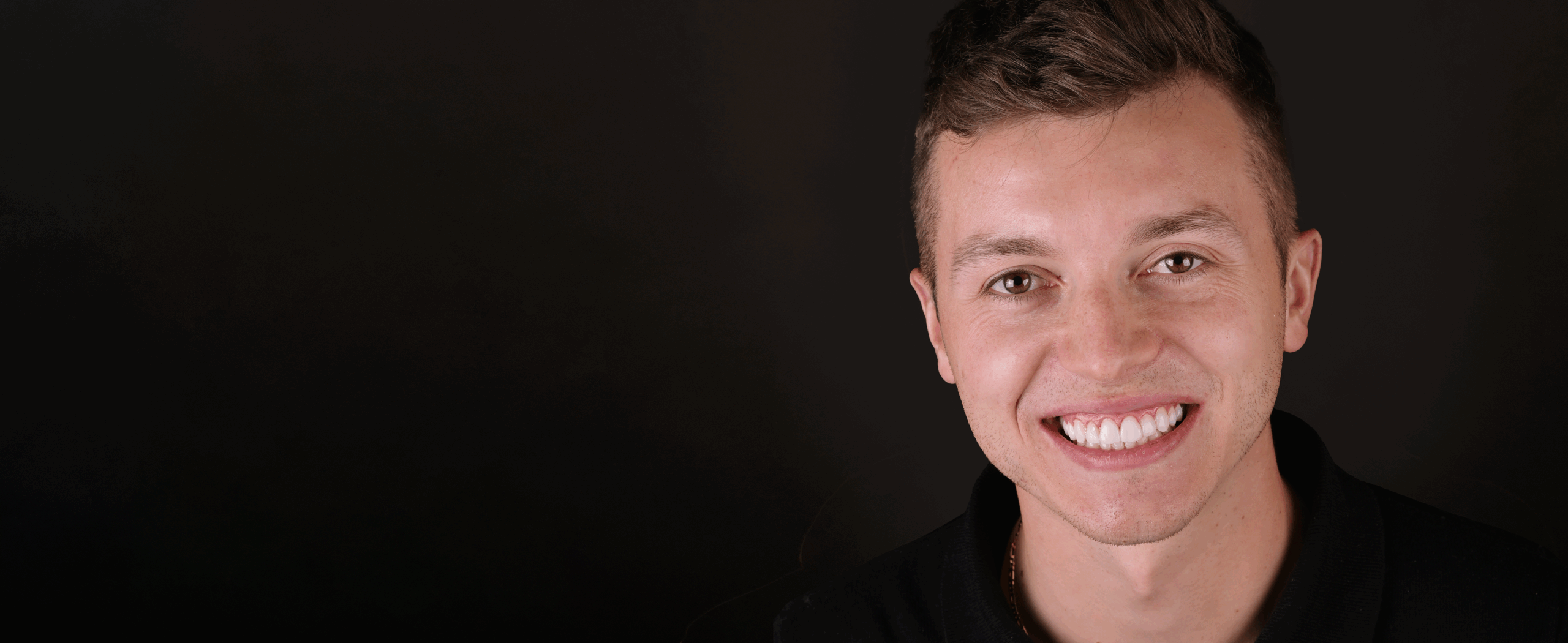 Opinie Pacjentów EndoEstetica Clinic – Metamorfozy Uśmiechu Przed i Po 4 Nikolas