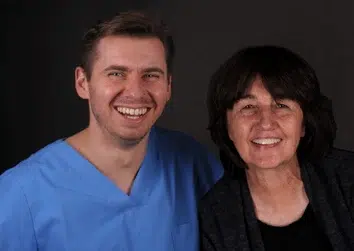 Odzyskaj uśmiech – Protokół Time For Implants™ 28 Krok 3 – nowy uśmiech