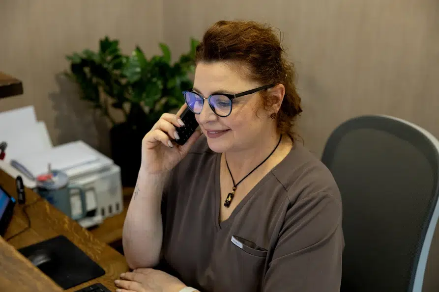 Skontaktuj się z EndoEstetica Clinic w Luboniu – umów wizytę już dziś! 1 Recepcja EndoEstetica