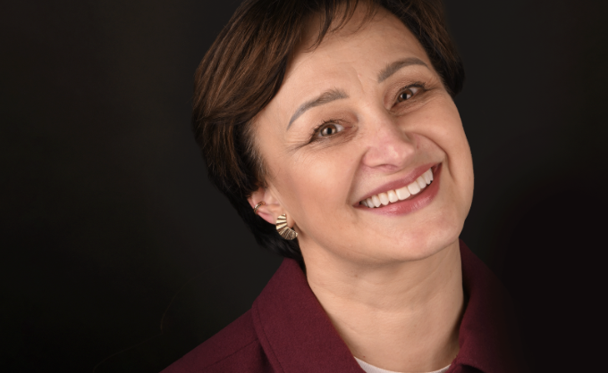 Opinie Pacjentów EndoEstetica Clinic – Metamorfozy Uśmiechu Przed i Po 18 Historia Pani Lucyny