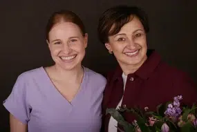 Metamorfoza uśmiechu pani Lucyny dzięki Invisalign i Flow Injection 6 Pacjentka 3